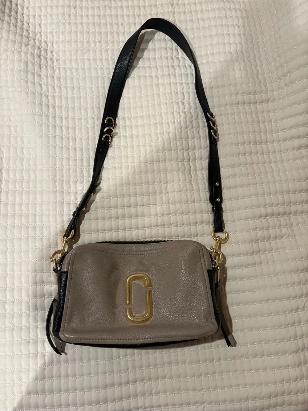 Marc Jacobs softshot 27
